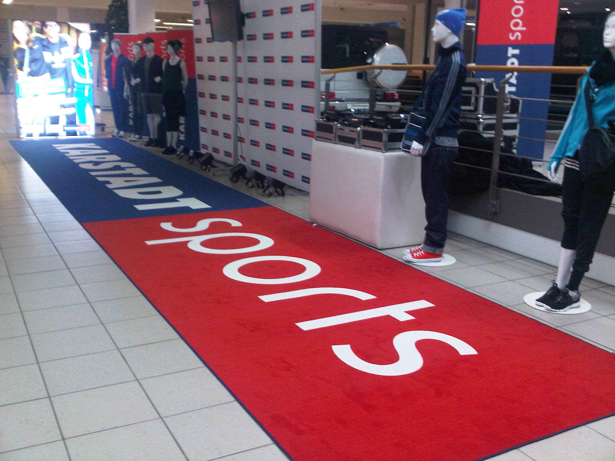 Printed velour carpet — full-surface entrance motif